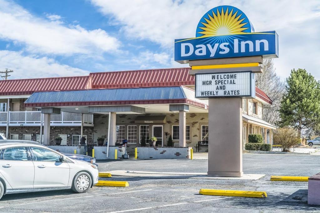 Days By Wyndham Hotel